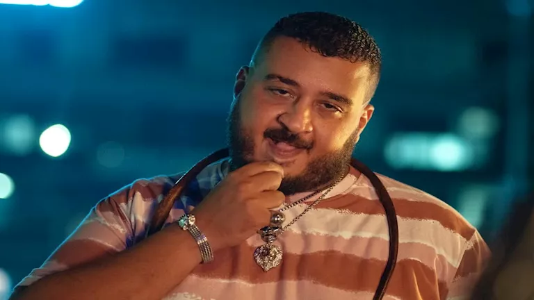 بهذه الكلمات.. عبد الرحمن ظاظا يودع فريق عمل مسلسل “ابن النادي”