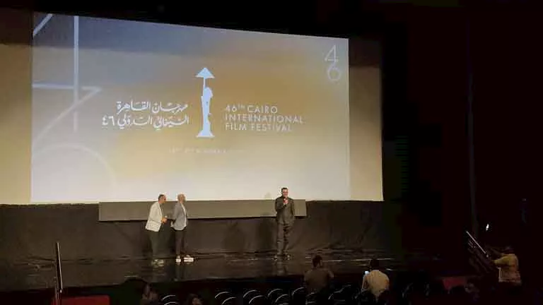 مخرج “اغتراب”: الفيلم تجربة قاسية.. والبطل عن دوره: من أهم الشخصيات ال