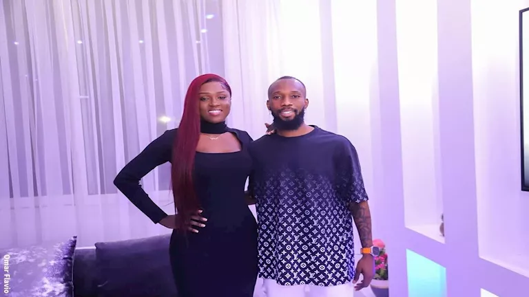 10 صور جديدة لبلاتي توريه وزوجته وأبنائه