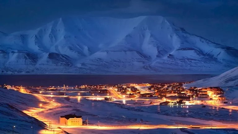 “ممنوع فيها الولادة والوفاة”.. أغرب جزيرة في العالم