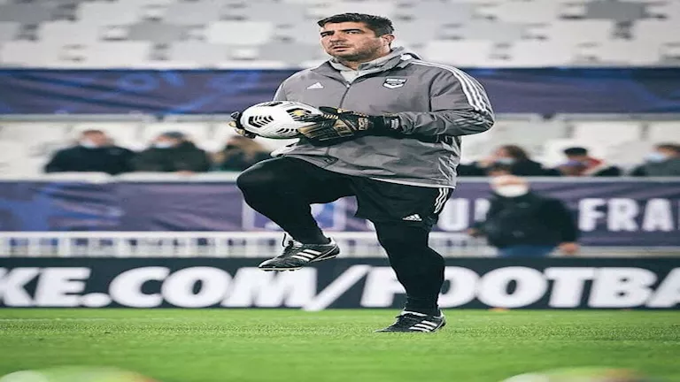 مدرب حراس الزمالك يحذف صوره بقميص الفريق الإسرائيلي