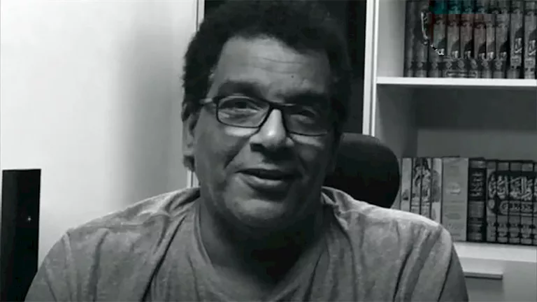 “هتوحشني يا صديق عمري”.. نجوم الفن ينعون السيناريست أحمد عبدالله