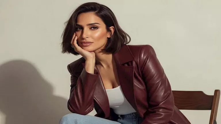 صور- آن الرفاعي زوجة كريم محمود عبد العزيز تنشر جلسة تصوير جديدة