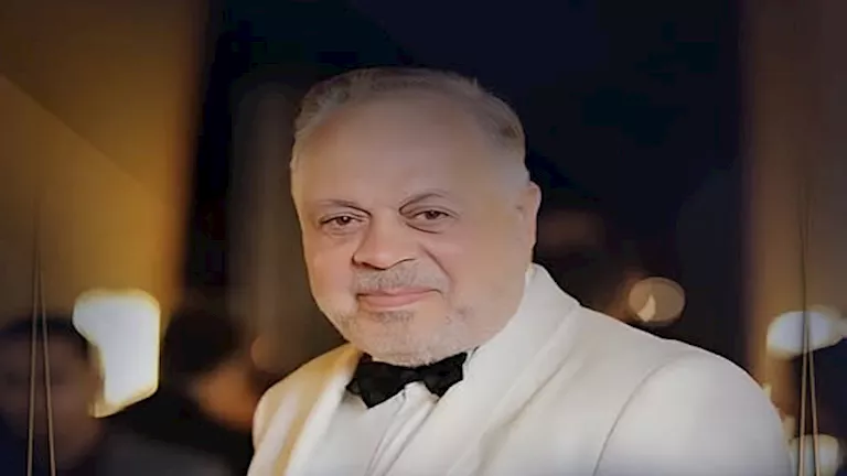 أشرف زكي يعلق على شائعات محاذير الدراما