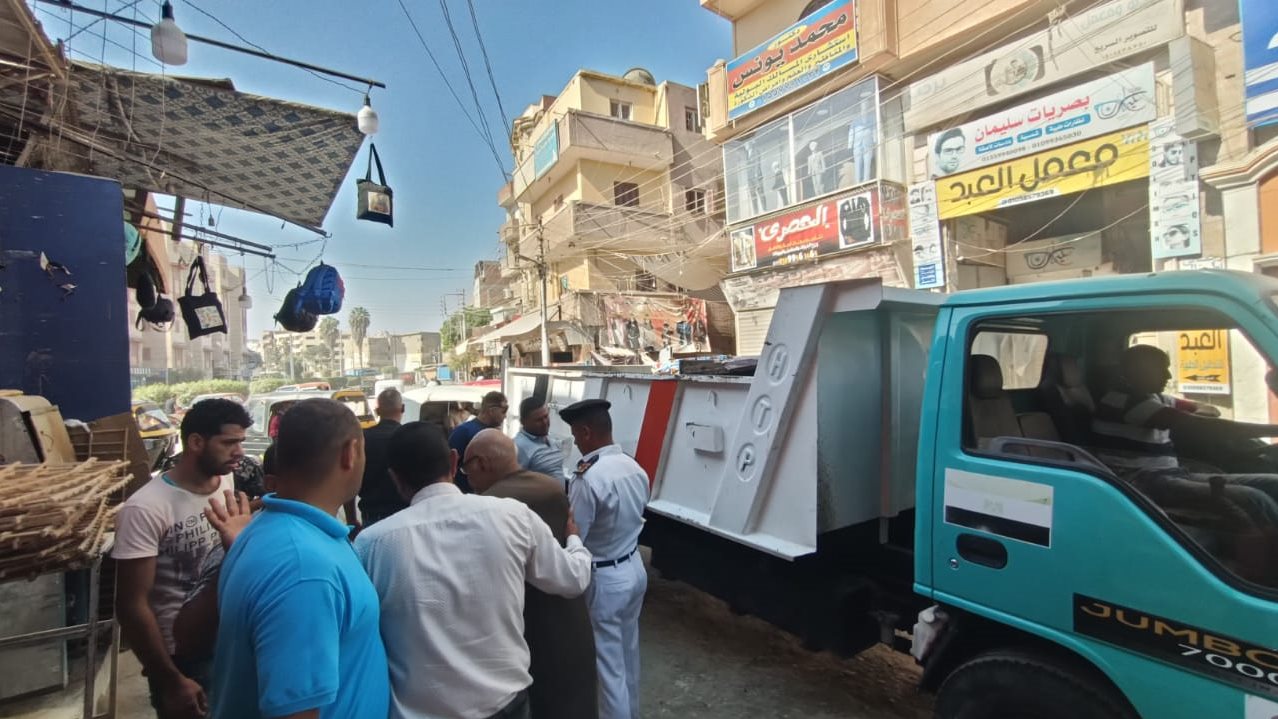 اغلاق وتشميع 14منشآة مخالفة لمواعيد الغلق الشتوية بالغربية اغلاق وتشميع 14منشآة مخالفة لمواعيد الغلق الشتوية بالغربية