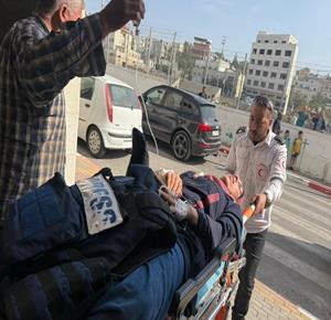 صابة مسعفين وصحفيين في هجوم لمستعمرين في بيتا