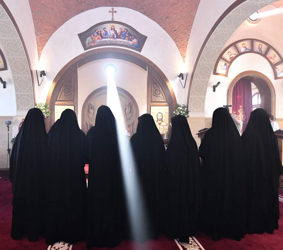 راهبات الكنيسة الأرثوذكسية