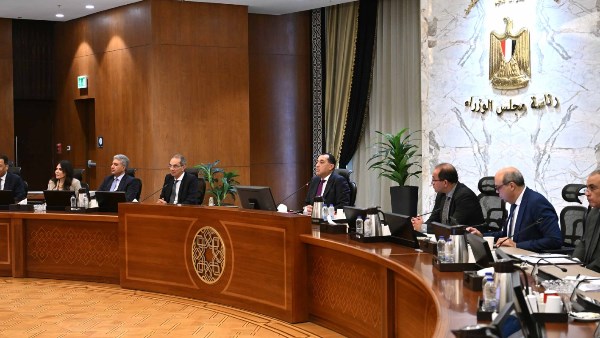 الحكومة تعتمد عدد من التوصيات الصادرة عن اللجان .. تفاصيل