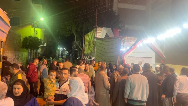 يوم في حب مصر.. إقبال كثيف خلال الفترة المسائية على اللجان الانتخابية بشبرا الخيمة