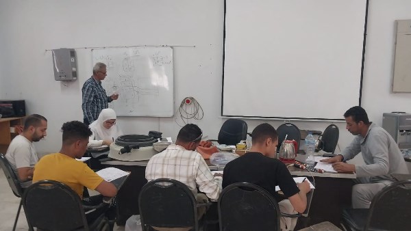 محافظ أسيوط: تدريبات مجانية لتأهيل الشباب لسوق العمل محافظ أسيوط: تدريبات مجانية لتأهيل الشباب لسوق العمل