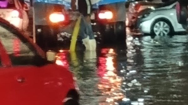 محافظ بورسعيد يشدد على رفع درجة الاستعداد القصوى لحالة الطقس الغير مستقرة محافظ بورسعيد يشدد على رفع درجة الاستعداد القصوى لحالة الطقس الغير مستقرة