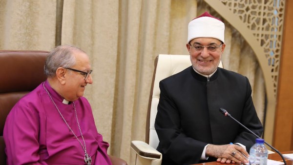 مفتي الجمهورية يبحث مع وفد شبكة مراكز العلاقات المسيحية الإسلامية تعزيز التعاون