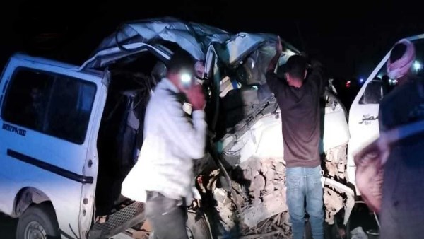 جايين من بني سويف.. مصرع 8 أشخاص وإصابة 7 في انقلاب ميكروباص بالكريمات