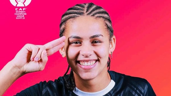 فخور بابنتي نور وداعم لها في مشوارها الكروي والهندسي