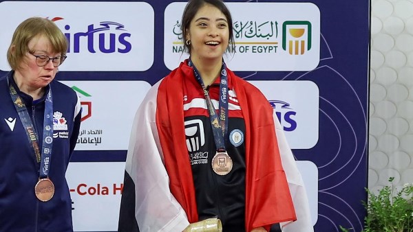فخورة بتمثيل مصر وتحقيق ميداليتين في بطولة العالم لتنس الطاولة