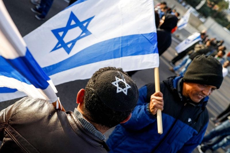 انهيار المشروع الصهيوني ..200 ألف إسرائيلي غادروا البلاد منذ تشكيل الحكومة