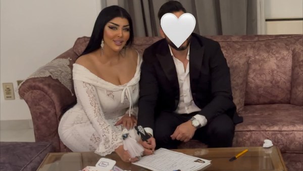 سلمى الشيمي تعلن عقد قرانها وتخفي وجه العريس