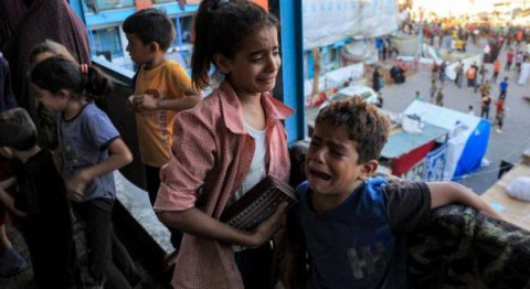 “الأونروا”: نحو 75 ألف نازح يحتمون في أكثر من 100 مبنى للوكالة في غزة معظمها متضرر ومكتظ