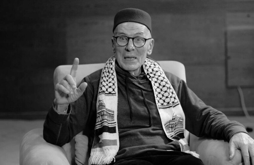 فلسطين تفقد صديقا صادقا.. صهيون أسيدون يهودي عاش بالكوفية الفلسطينية ووقف في وجه الصهيونية
