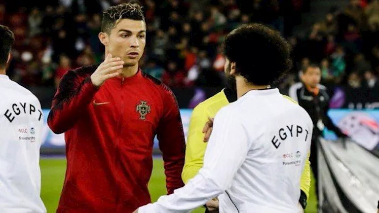 هل يعيد محمد صلاح مشهد الأزمات مع المدربين الهولنديين؟