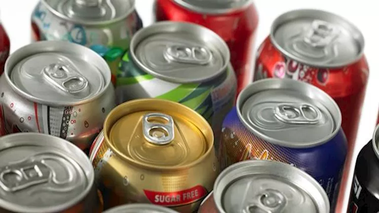 لماذا تشعرك مشروبات الطاقة بالإرهاق؟.. إليك الأسباب