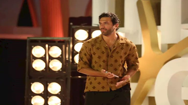 على غير المعتاد.. حسن الرداد يتألق بالكارو في أحدث ظهور