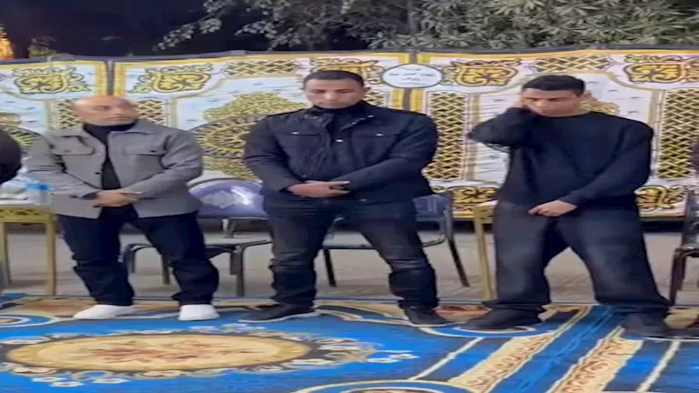 15 صورة من عزاء والدة وائل القباني