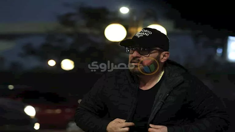 أحمد السقا أول الحاضرين لعزاء الماكيير محمد عبدالحميد (صور)