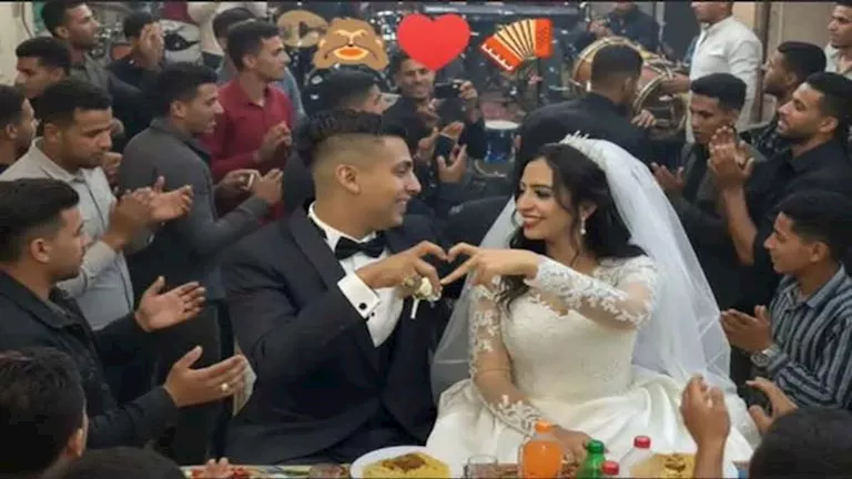 كيف علق الجمهور على حفل زفاف كروان مشاكل؟