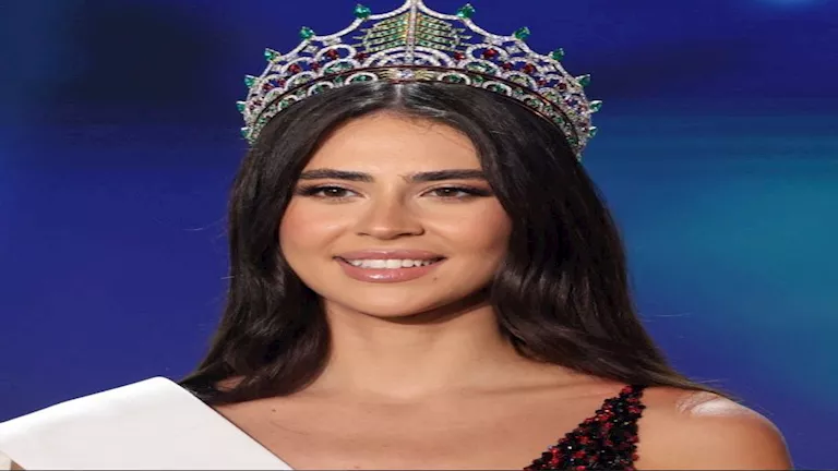 “لوك جريء”.. 4 صور ومعلومات عن إطلالة ملكة جمال لبنان 2025