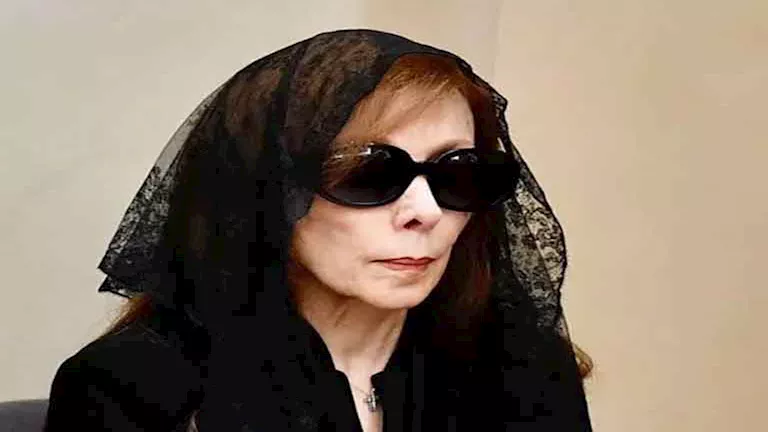 خاص| بعد شائعة شقة الإسكان أين تقيم فيروز؟