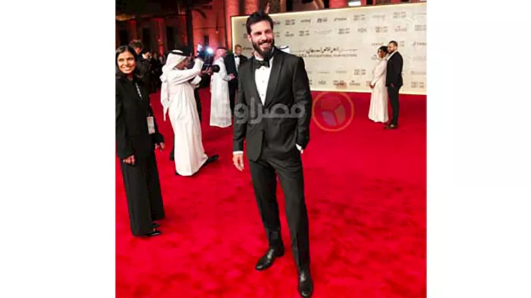 5 صور للنجم التركي سركان شاي أوغلو بافتتاح مهرجان البحر الأحمر