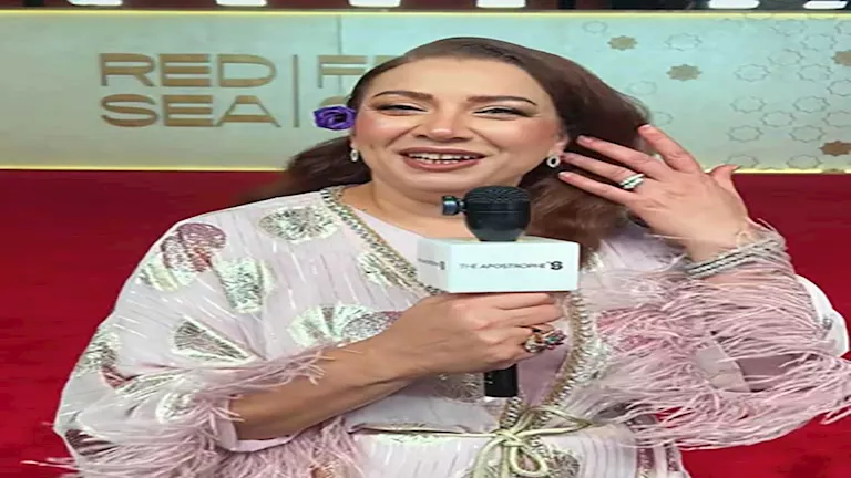 إطلالة جذابة لـ انتصار في خامس أيام مهرجان البحر الأحمر السينمائيإطلال