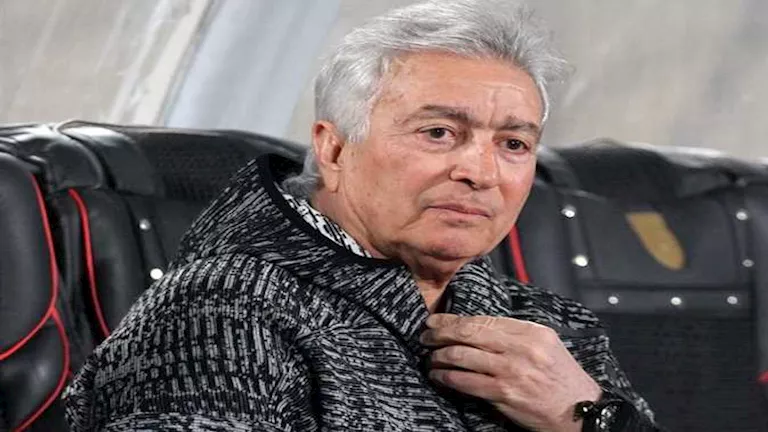 “فضيحة وطولان ضغط”.. تعليق ناري من نجم الأهلي السابق على خروج المنتخب