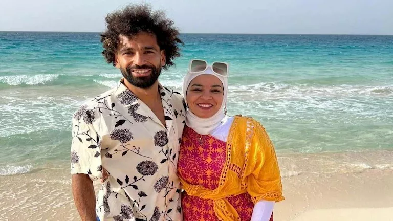 رسالة خاصة من شقيقة محمد صلاح بعد أزمته مع ليفربول (صور)