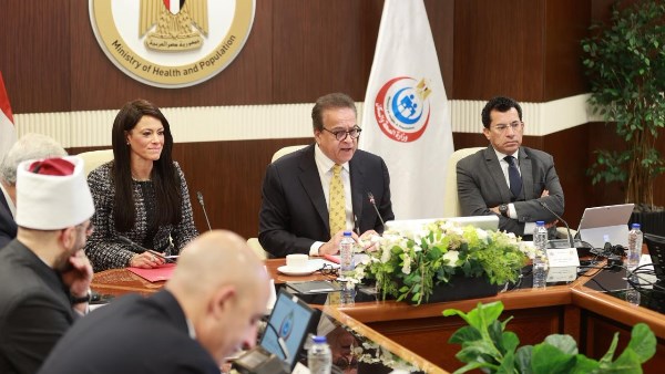 إنشاء حضانات للأطفال داخل مراكز الشباب والأندية