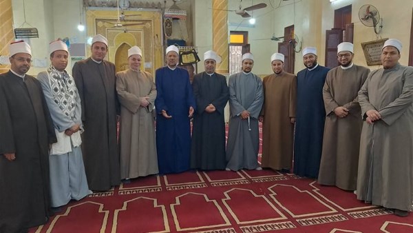 انطلاق القافلة الدعوية المشتركة بالأوقاف والأزهر بـ القوصية غرب في أسيوط