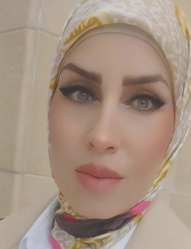 قبعة غرامشي… وظلال الخيام في غزة ..وصال أبو عليا