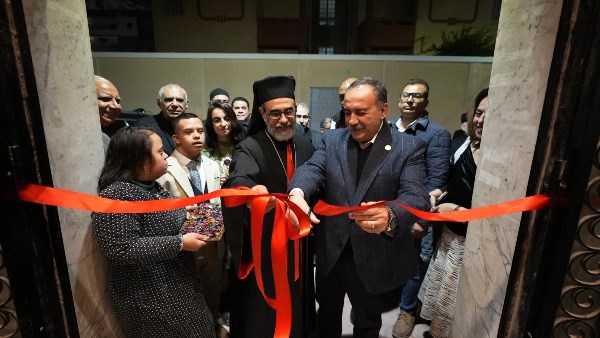 محافظ أسيوط يفتتح معرض منتجات جماعة الأرش ويشهد احتفال محافظ أسيوط يفتتح معرض منتجات جماعة الأرش ويشهد احتفال