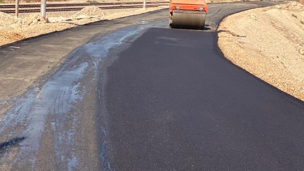 حصاد 2025.. طفرة شاملة في رصف وتطوير الطرق بجميع مدن ومراكز الأقصر حصاد 2025.. طفرة شاملة في رصف وتطوير الطرق بجميع مدن ومراكز الأقصر