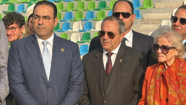 محافظ بورسعيد والسفيرة فايزة أبو النجا يتفقدان معدلات التنفيذ بمشروع إنشاء إستاد النادي المصري