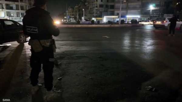 قوى الأمن الداخلي تفرض طوقا أمنيا لحماية المدنيين وتأمين مغادرتهم