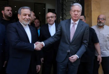 وزير خارجية لبنان يرفض بشكل مفاجئ دعوة نظيره الإيراني لزيارة طهران..