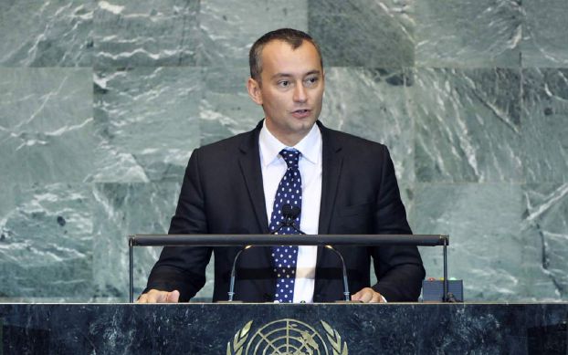 صحيفة عبرية تكشف عن مرشح جديد لرئاسة المكتب التنفيذي لمجلس السلام في غزة