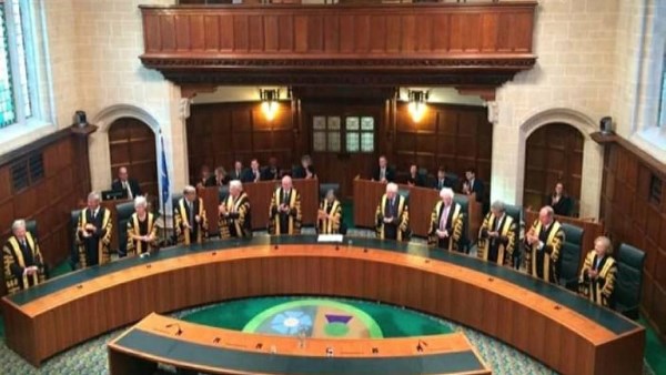 حكم بريطاني يلزم الإمارات بدفع تعويض لضحـية اتجار بالبشر