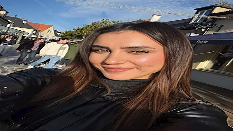 لوك كاجوال جذاب.. كيف نسقت هلا السعيد إطلالتها؟