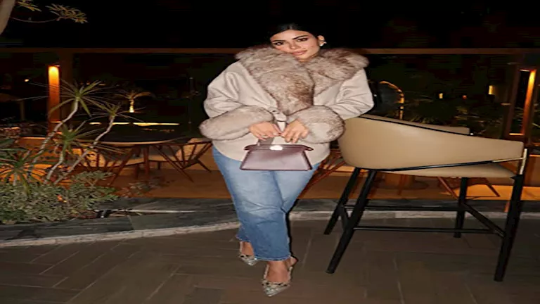 بأناقة دافئة.. كارولين عزمي تتألق بإطلالة ساحرة باللون البني