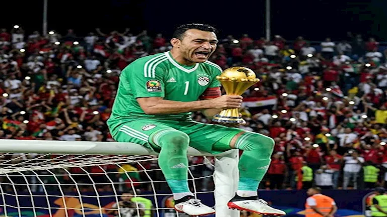 من جامايكا الحضري لحجاب حسام حسن.. أبوالمعاطي زكي يكشف المستور- فيديو