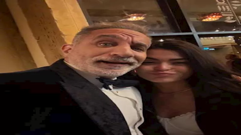 باسم يوسف ينشر صورا مع نجوم Joy Awards ويوجه رسالة لـ تركي آل الشيخ