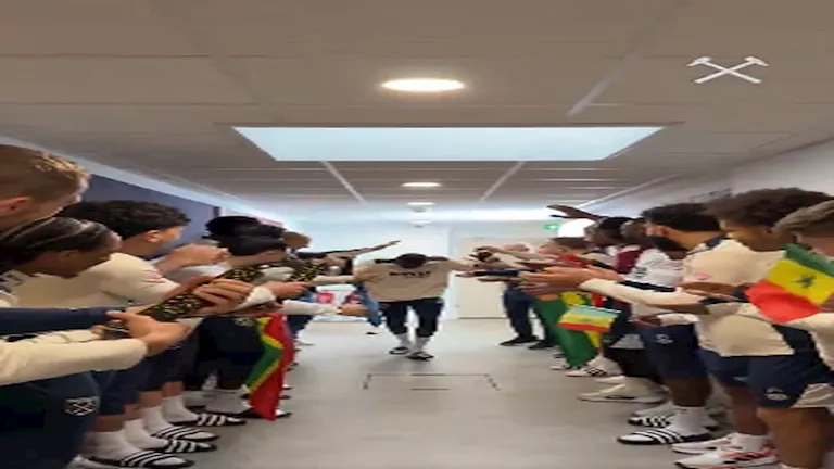 ممر شرفي وكعكة. احتفالات خاصة لنجوم السنغال في أنديتهم بعد أمم أفريقيا